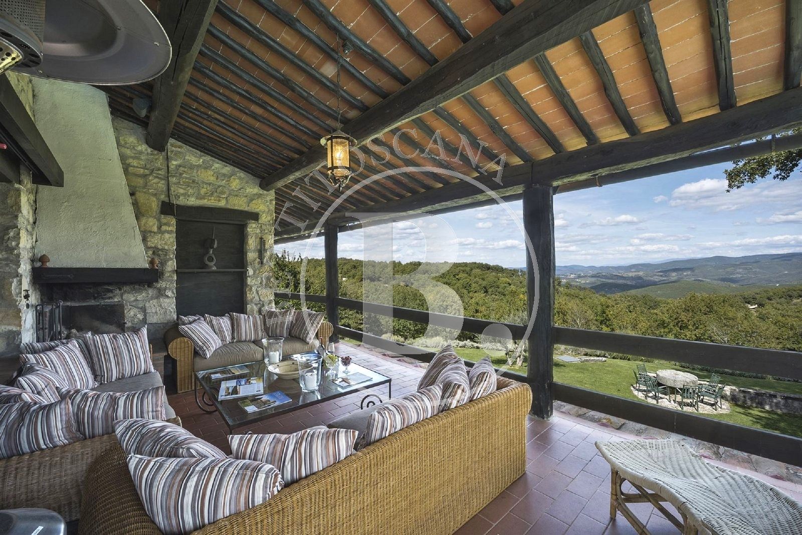 COUNTRY HOUSE - Castellina in Chianti (Si)