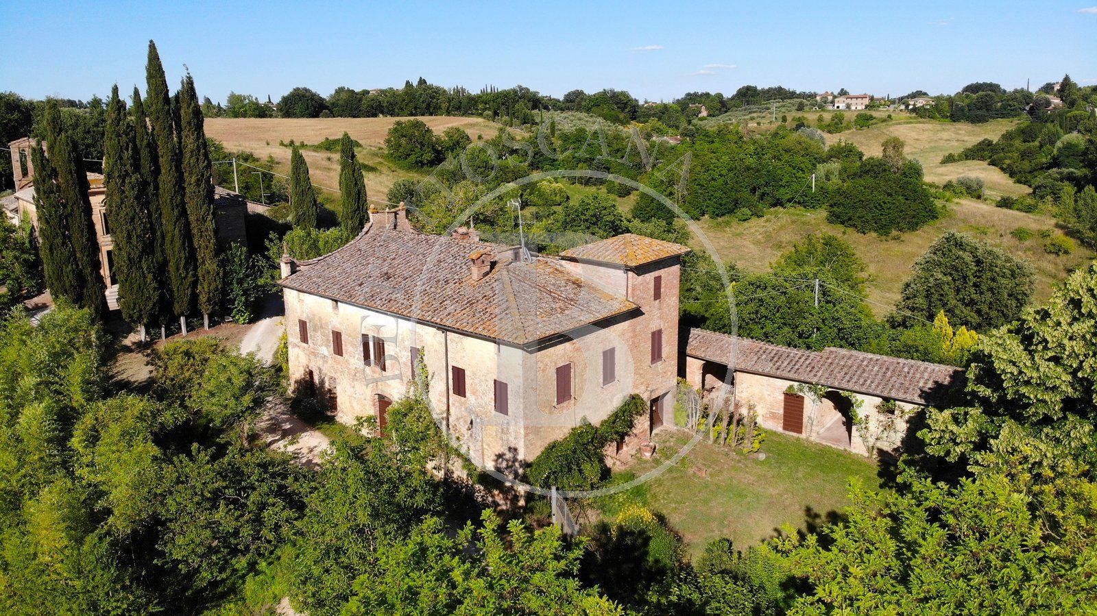 COUNTRY HOUSE - Siena