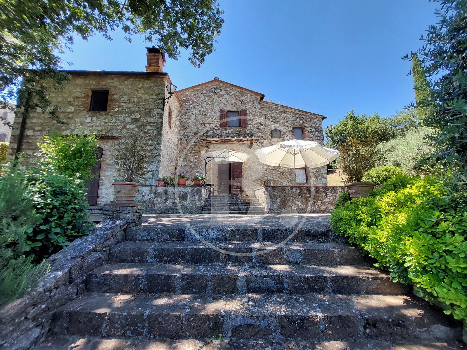 FARMHOUSE - Radda in Chianti (Si)