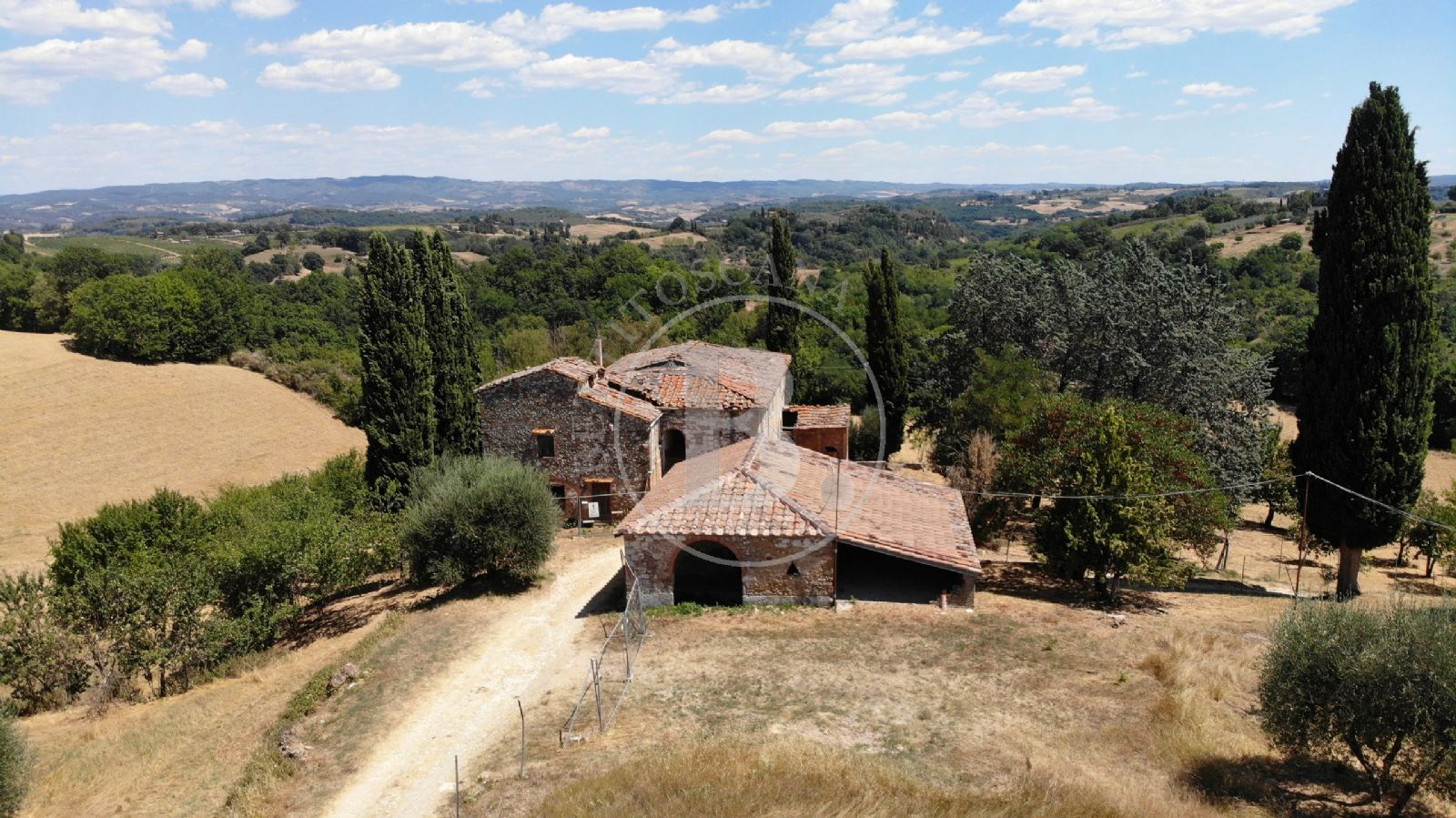 RESTORATION PROJECT - Valdelsa countryside